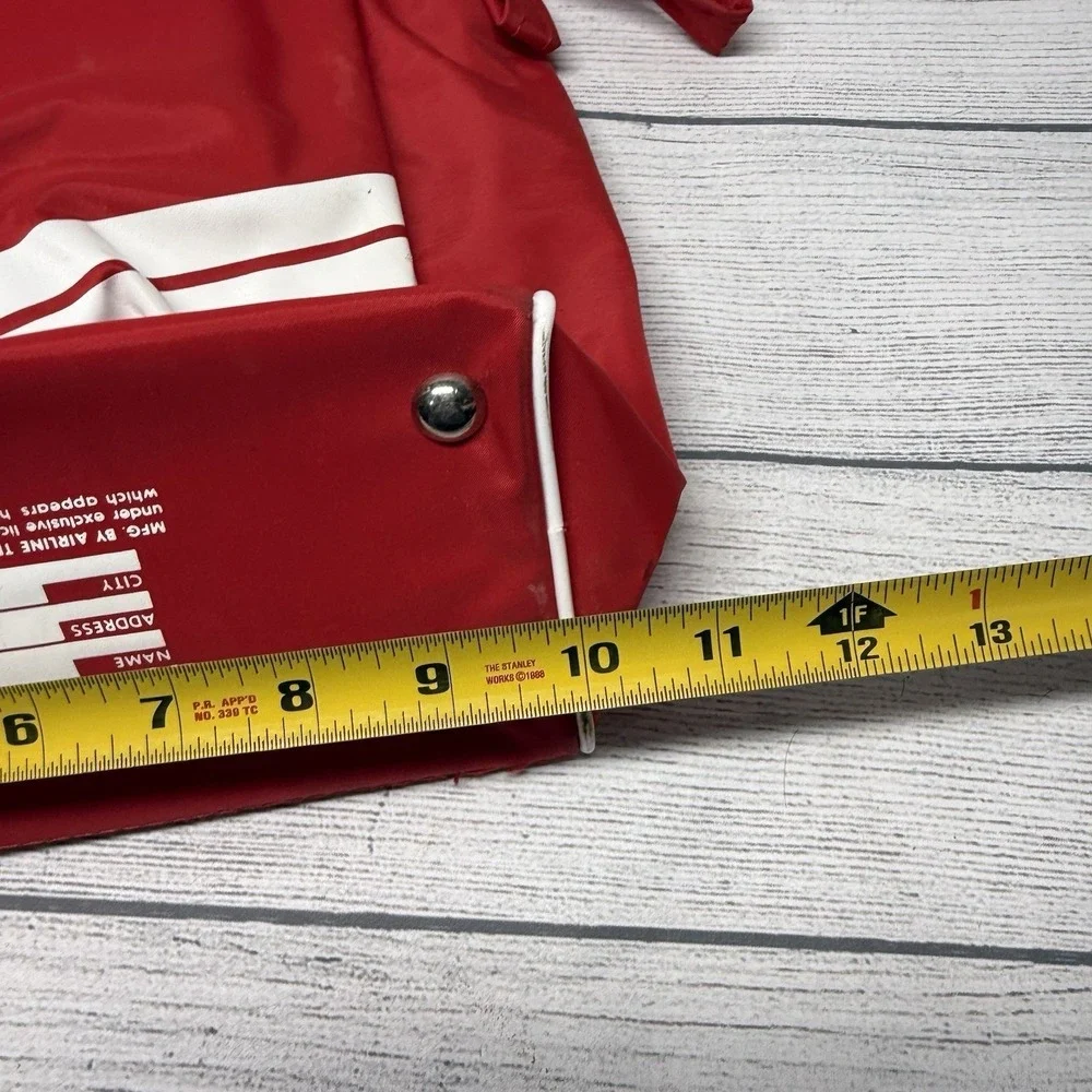 Vintage TWA Red Travel Bag with Shoulder Strap 70's Unused